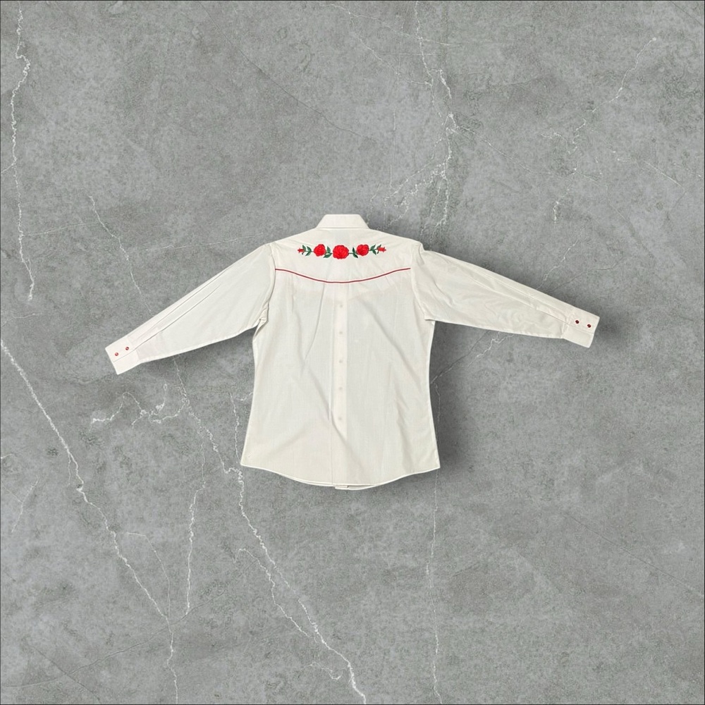 Red Rose Western Button Up - Picture 4 of 8